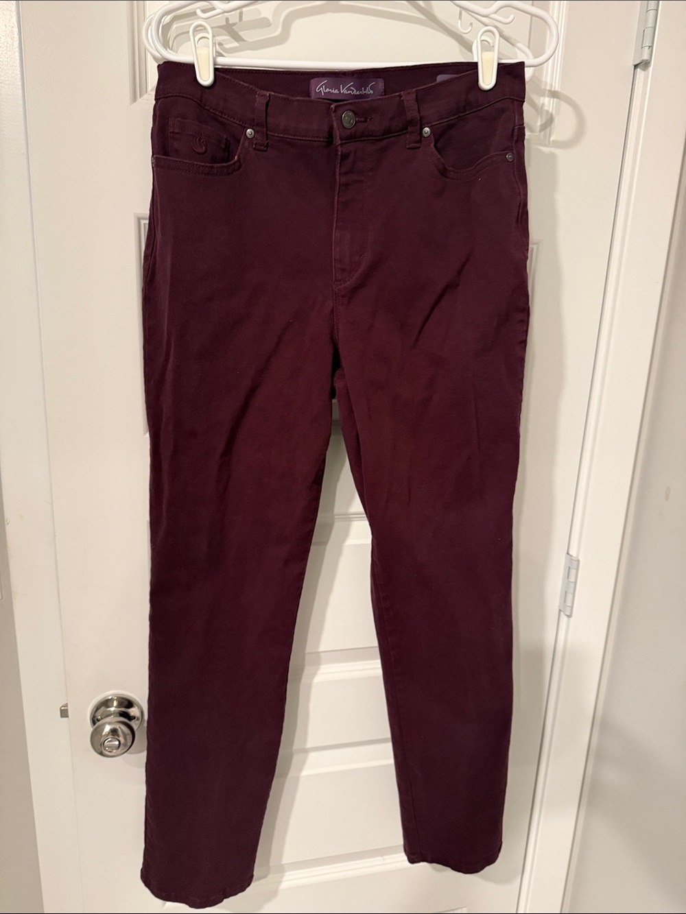 Gloria Vanderbilt Straight Jeans in Deep Purple plum 10 ten pants Amanda style
